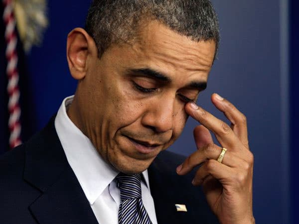 Президент США Б. Обама заявил что обнимал медсестер которые ухаживали за больными Эболой