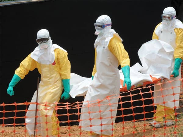 В США вылечили еще одного больного лихорадкой Эбола