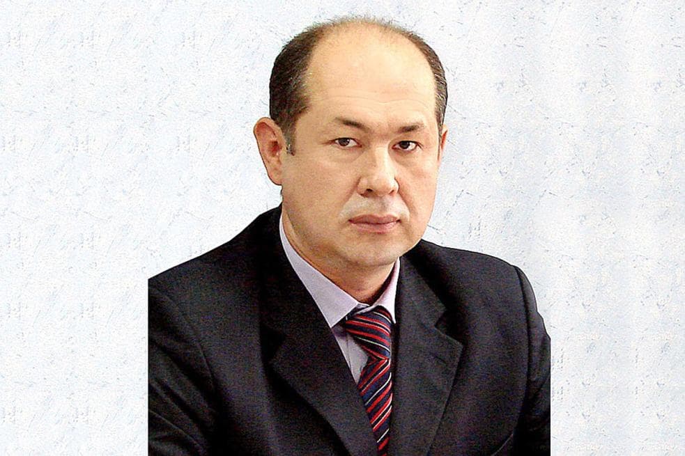 На должность главного редактора газеты «Башкортостан» утвержден Вадут Исхаков