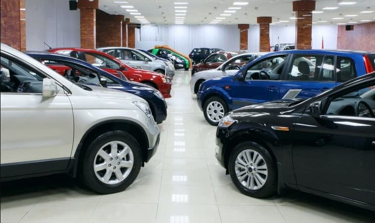 Эксперты назвали топ-10 самых продаваемых в России автомобилей с автоматической коробкой передач