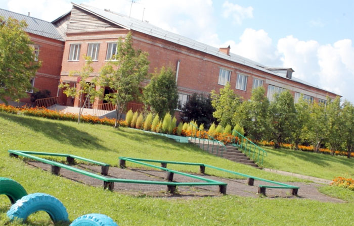 В Башкирии приступят к масштабному ремонту школьных дворов и пищеблоков