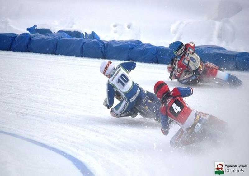 20-летний уфимец Никита Богданов стал чемпионом Европы по мотогонкам на льду