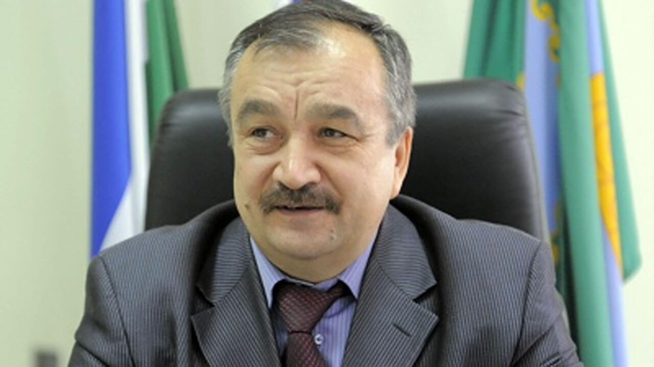 Мустафин Дамир Радикович, глава администрации Альшеевского района, биография, год рождения