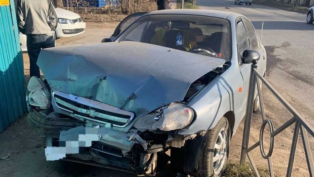 В Башкирии в аварии Шевроле Ланос и ВАЗ-21099 пострадала женщина