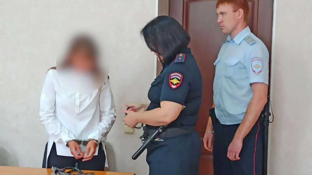 В Башкирии директора «Дворца молодежи» осудили на 6 лет за взятки и мошенничество