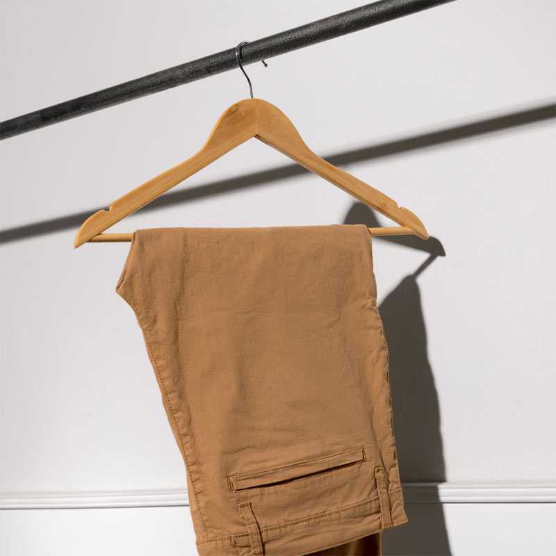 Секрет идеальных брюк: лайфхак с бумажным полотенцем, о котором никто не знает