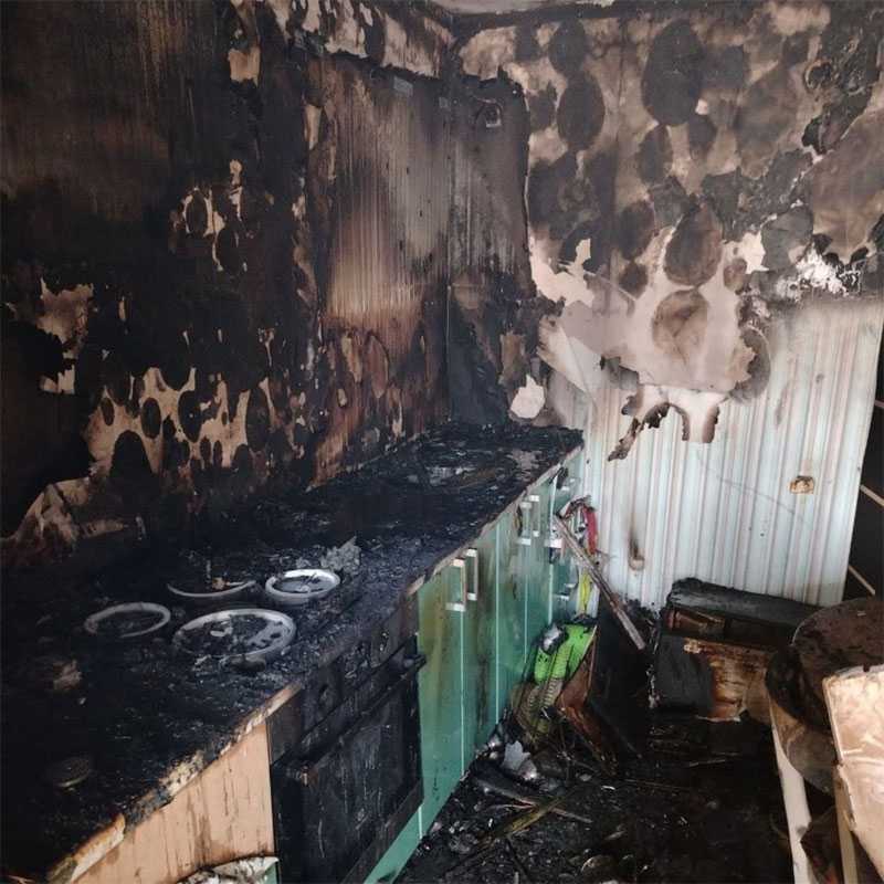 В Уфе едва заживо не сгорели 36 человек, из-за забытой на плите сковородки