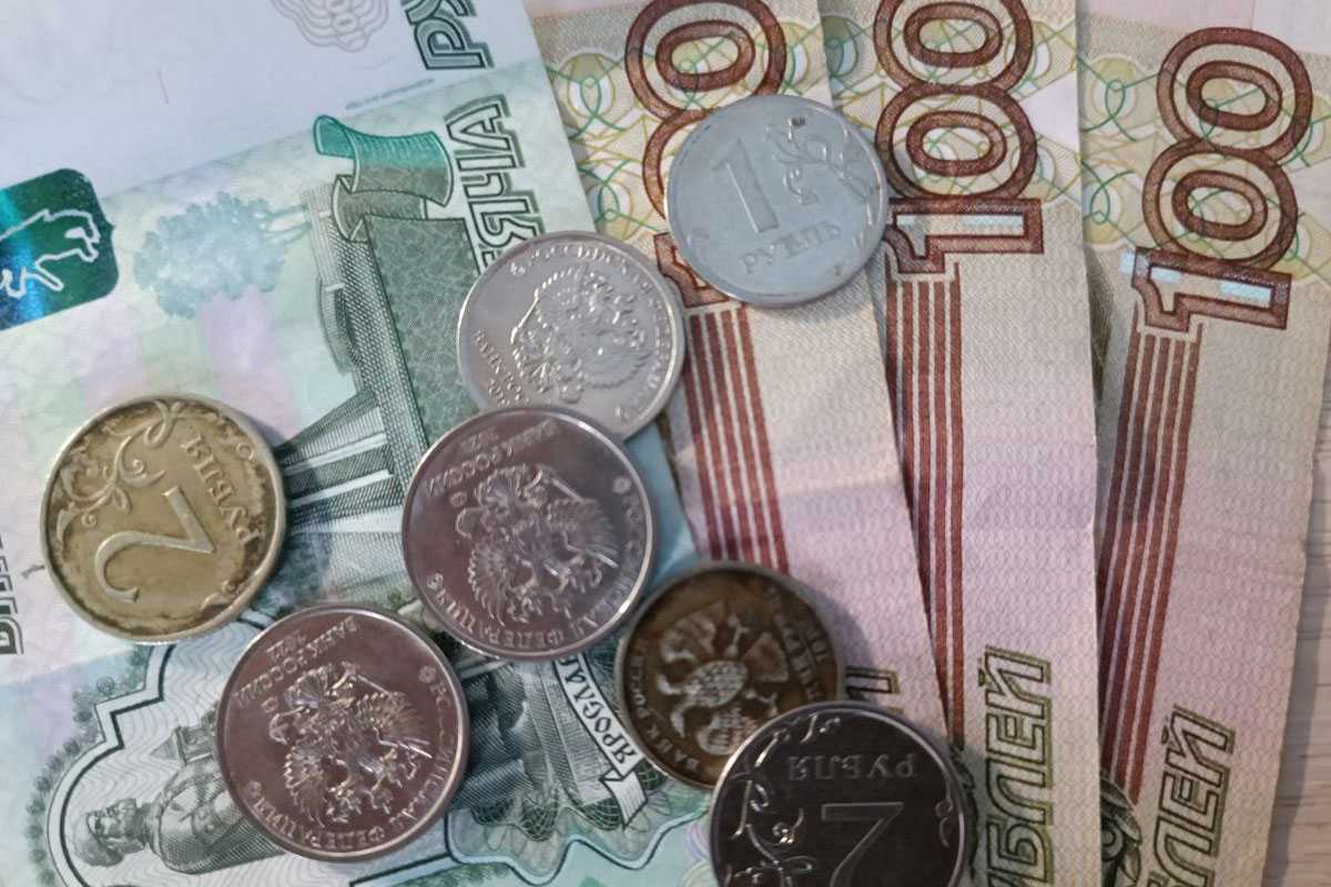 Россиянам положены выплаты до 834 000 рублей: узнайте, как получить деньги от государства
